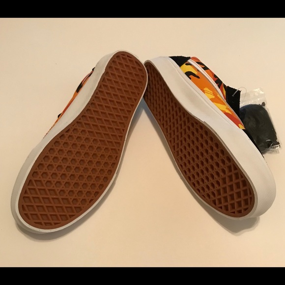 ‼️SOLD‼️ - Picture 2 of 5